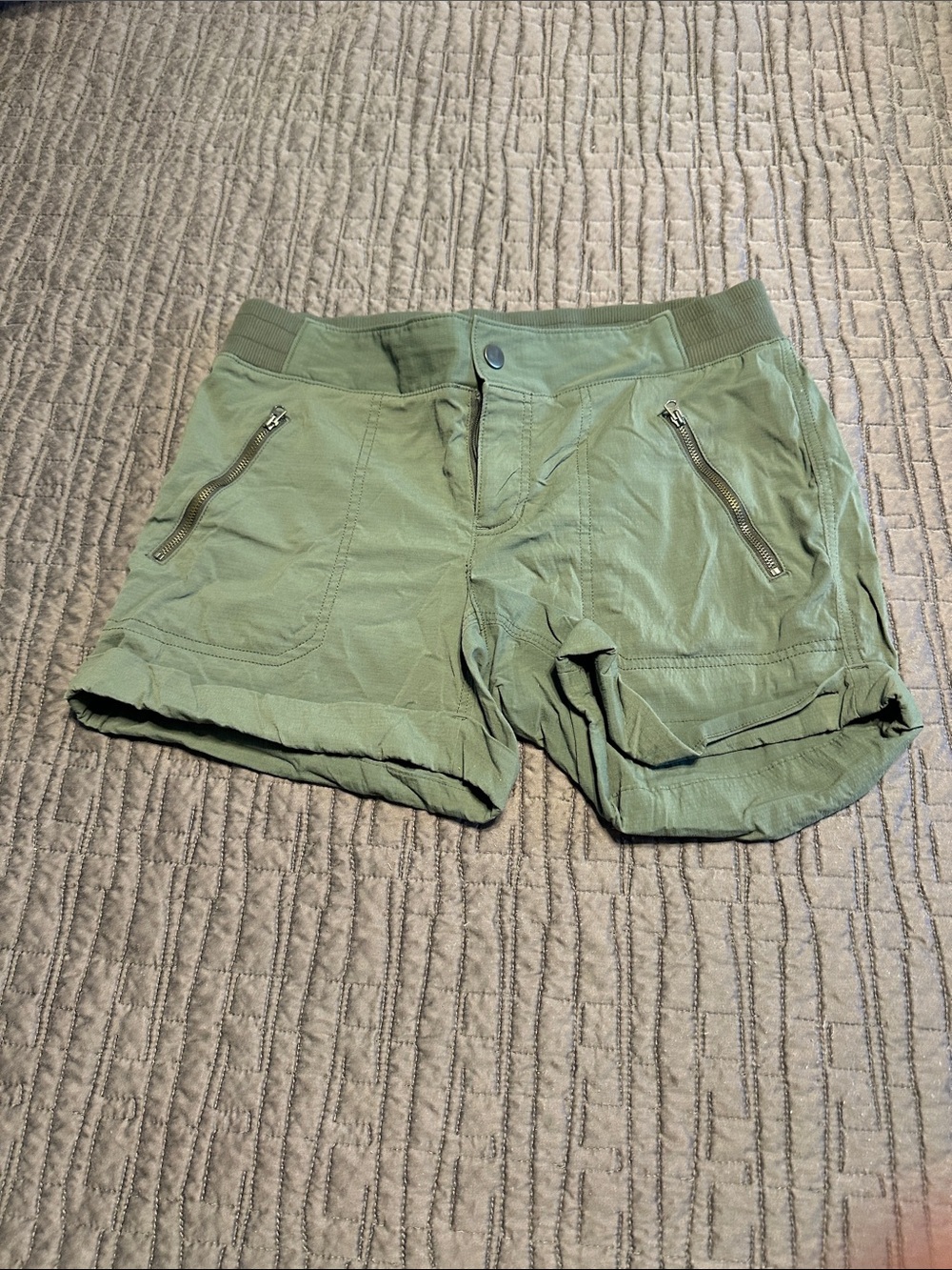 Athleta Olive Utility Cargo Shorts with Zip Pockets